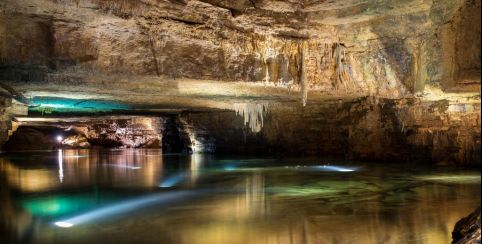  ✪ UNE VISITE SOUTERRAINE DÉPAYSANTE ET MAGIQUE AUX GROTTES DE BÈZE | Bèze (21)